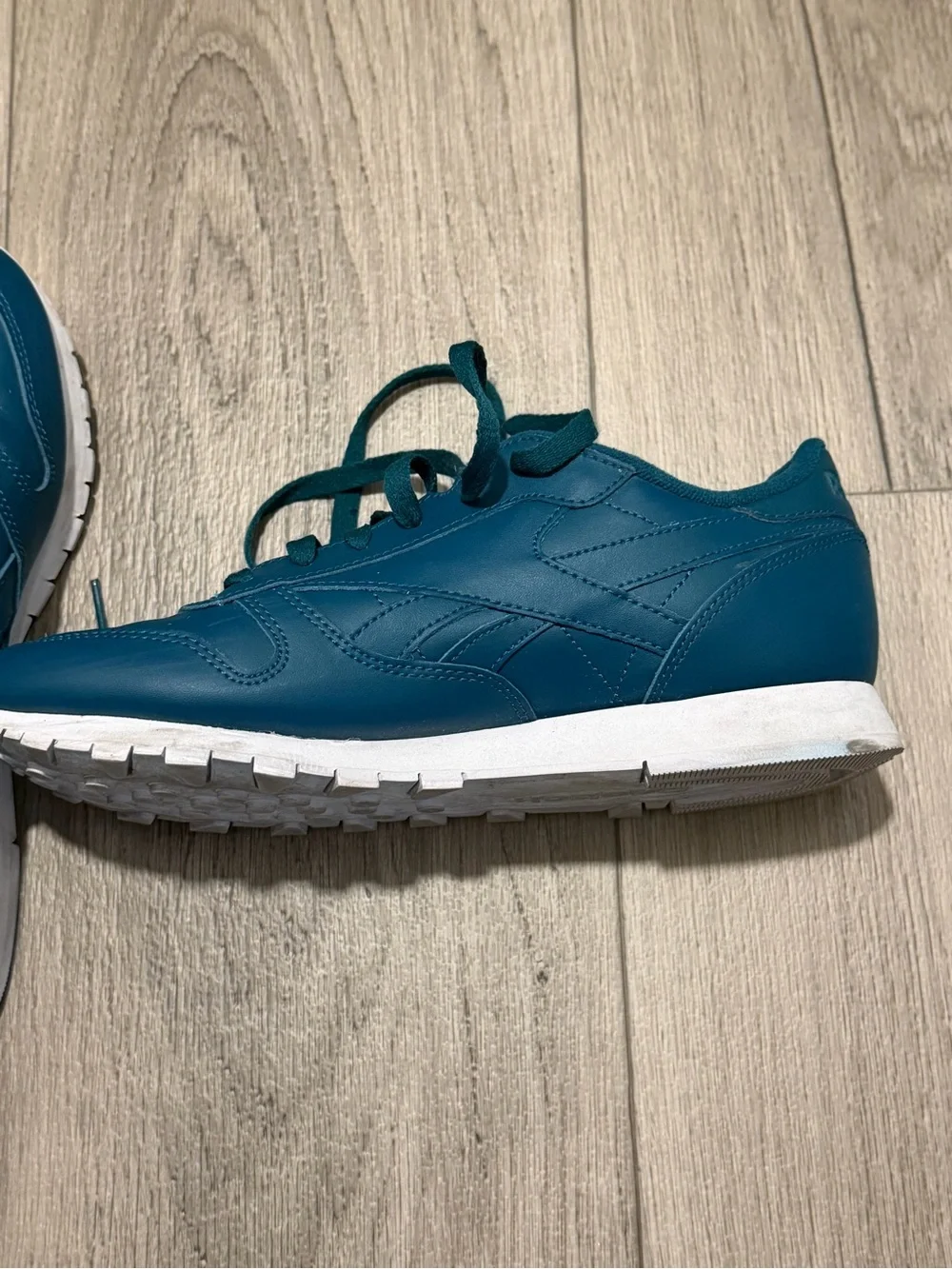 Reebok greenish / Tealish Women's Athletic Sneakers